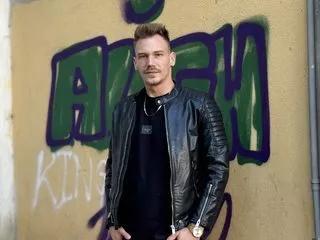 Offline mateo_benjamin on Flirt4Free