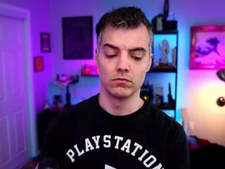 Offline max_hughes on Flirt4Free