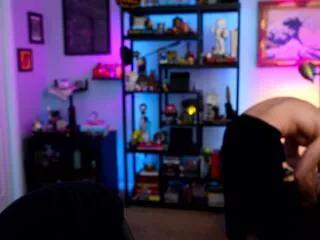 Offline max_hughes on Flirt4Free