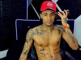 Freechat maximiliano_caceres on Flirt4Free