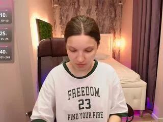 Offline melanie_silver on Flirt4Free