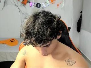 Freechat montes_juan on Flirt4Free