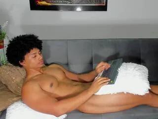 Offline nathan_smithh on Flirt4Free