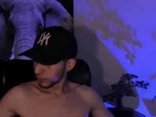 Offline noah_brigth on Flirt4Free