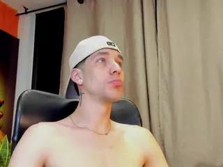 Offline noah_brigth on Flirt4Free