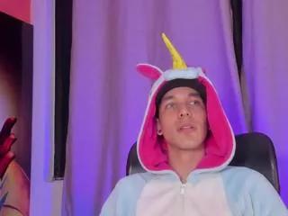 Offline noah_brigth on Flirt4Free