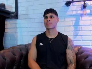 Offline noah_hunther on Flirt4Free
