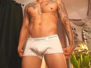 Offline noah_lead on Flirt4Free