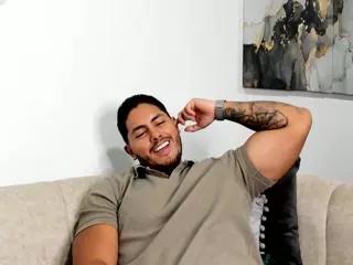 Offline owen_pierces on Flirt4Free