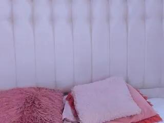 Offline reachel_smith on Flirt4Free