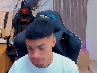 Flirt4Free riccie_pezzutti is Freechat riccie_pezzutti — Freechat on Flirt4Free