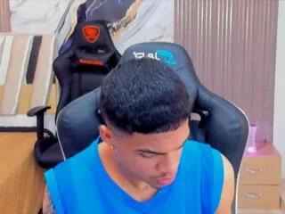 Flirt4Free riccie_pezzutti is Freechat riccie_pezzutti — Freechat on Flirt4Free