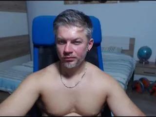 Offline robby_shaw on Flirt4Free