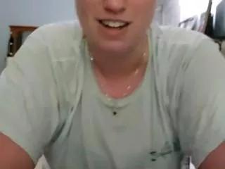 Freechat roxy_rogerz on Flirt4Free