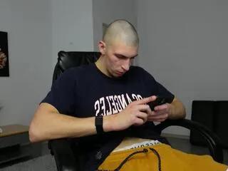 ryan_dozer — Freechat on Flirt4Free