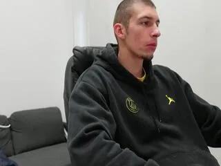 Offline ryan_dozer on Flirt4Free