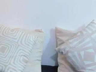 Offline scarlett_obsession on Flirt4Free