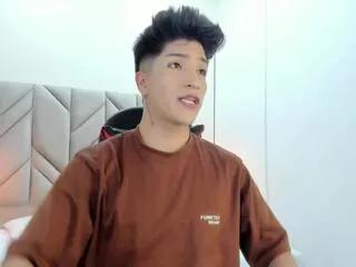 sean_collinss — Freechat on Flirt4Free