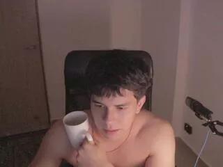 Offline tony_hoffa on Flirt4Free