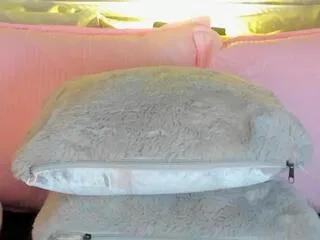 Offline victoria_lois on Flirt4Free