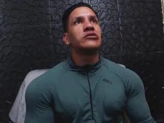 Offline viktor_herrera on Flirt4Free