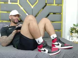 Freechat yorby_maxx on Flirt4Free