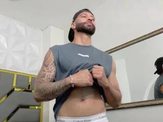 Freechat yorby_maxx on Flirt4Free