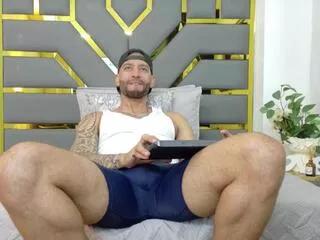 Freechat yorby_maxx on Flirt4Free