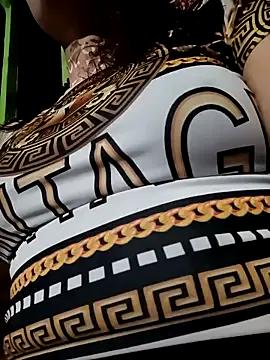 Freechat Alis_1327 on StripChat