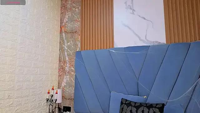 Freechat angel__red_ on StripChat