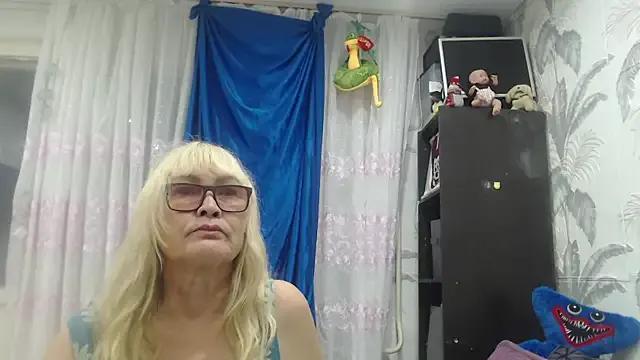 Freechat CamDiva113 on StripChat