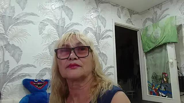 Freechat CamDiva113 on StripChat