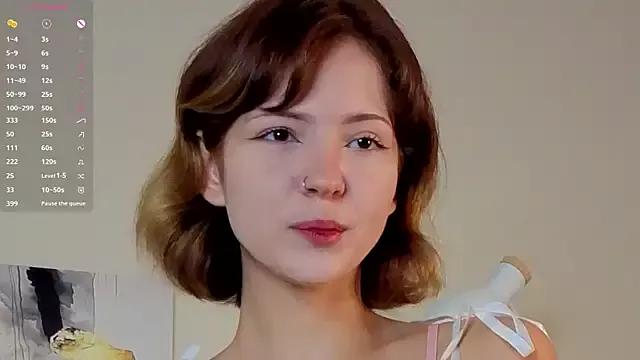 Freechat ElvaAxley on StripChat