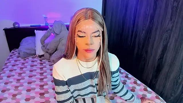 StripChat Flora_Minx is Freechat Flora_Minx — Hi so cute Flora:)