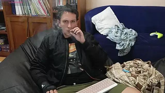 Freechat hardaftercum on StripChat