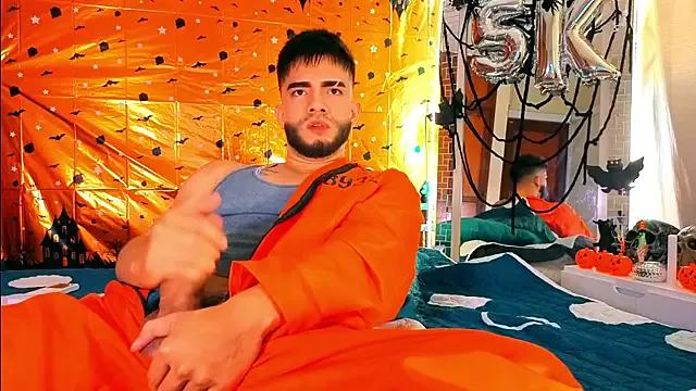 StripChat King_Draven3 is Freechat King_Draven3 — Put oil on my prisoner's body