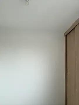 StripChat LauraCatalina is Freechat LauraCatalina — Fuck pussy + squirt in your face