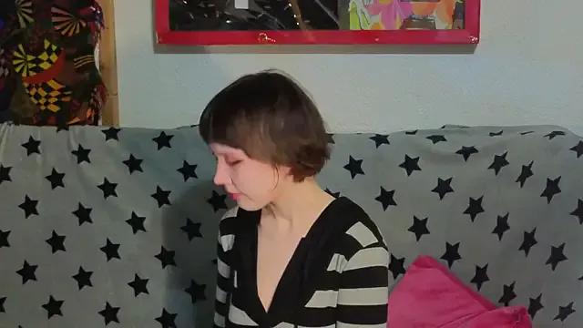 StripChat ReincarnatedAngel is Freechat ReincarnatedAngel — show my belly