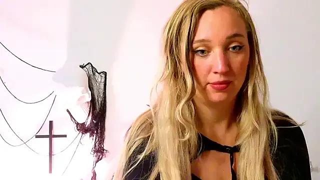 Freechat Stellapower on StripChat