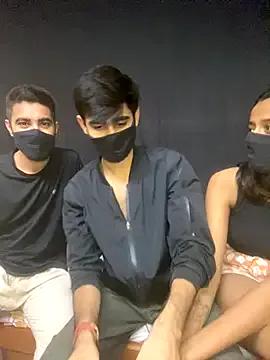 StripChat SweetnSpicyDuo is Private SweetnSpicyDuo — Couple hot dance in public