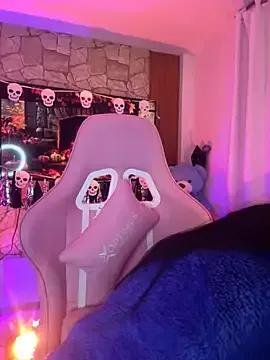 StripChat Tamara_Roberts1 is Freechat Tamara_Roberts1 — doble penetracion+cum+2 min control