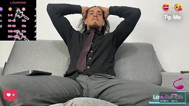 Freechat Tom_blunt96 on StripChat