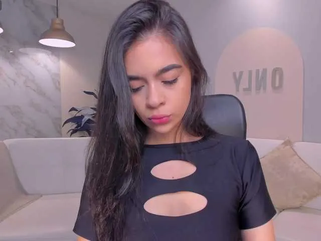 AlanaCraft on BongaCams 