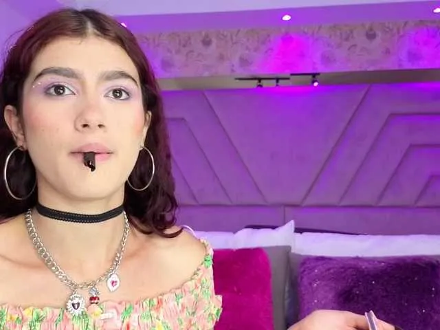 Freechat AlissMoon on BongaCams