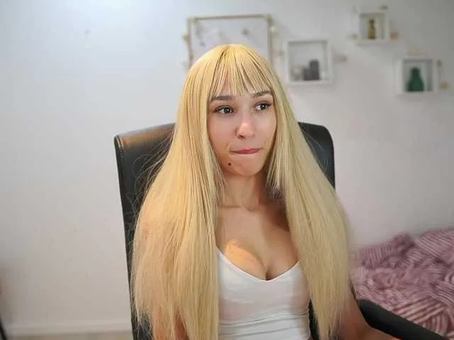 AmaiLiu on BongaCams 
