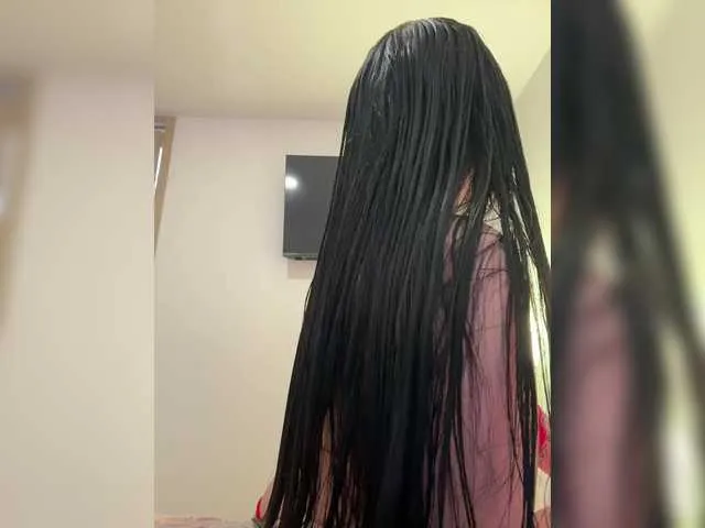 Offline AprilRosse on BongaCams