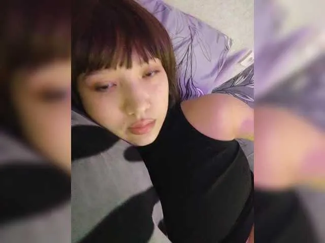 Offline Arina979797 on BongaCams