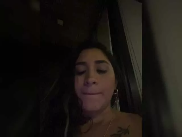 Offline britt-grey on BongaCams