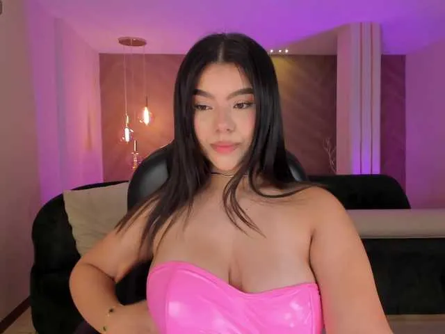 CandaseRussell — what really makes me horny is a men who know who to treat a woman, amability that really make me wet