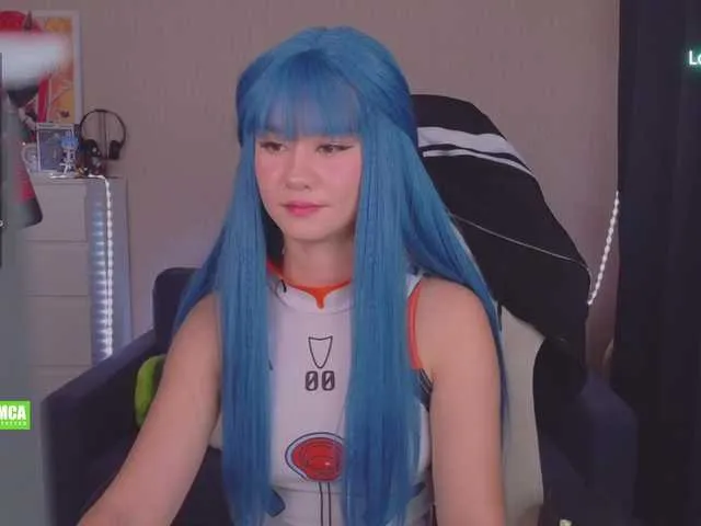 Offline CreamMeow on BongaCams